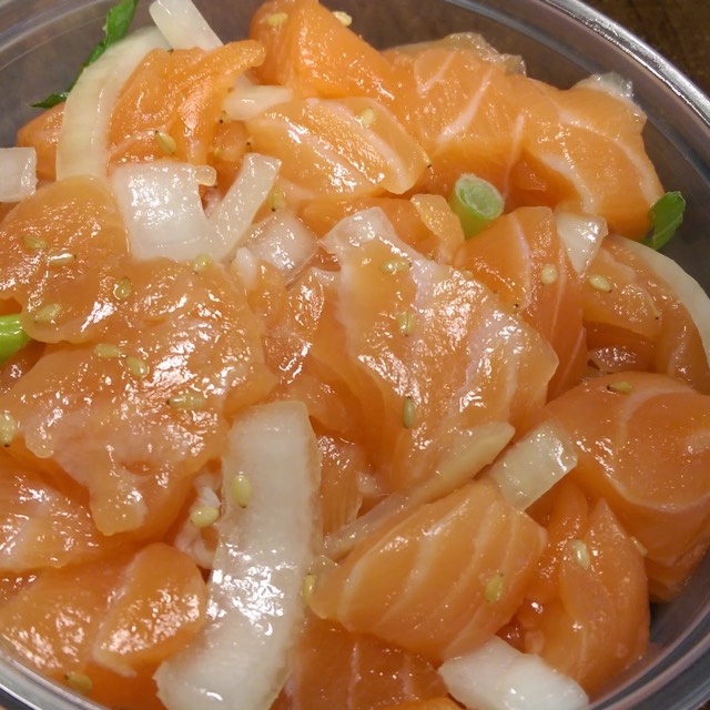Salmon Pokē